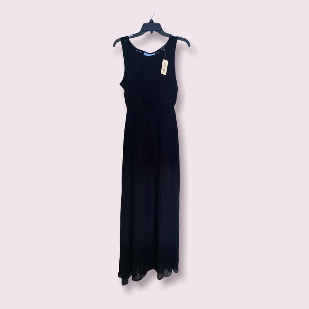 Brand new black sleeveless floor length dress sz S